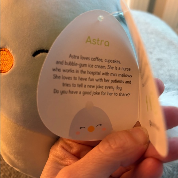 🚨SOLD🚨Squishmallow ASTRA the Lavender Blue Bird 7” Collectible Brand -NWT - Picture 4 of 7